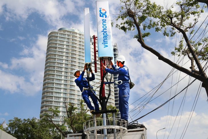 Tập đoàn VNPT đã dành quyền sử dụng băng tần 3.700 – 3.800 MHz để phát triển mạng 5G - Ảnh: MAI HỒNG Phê duyệt đề án tái cơ cấu Tập đoàn VNPT - Ảnh: MAI HỒNG
